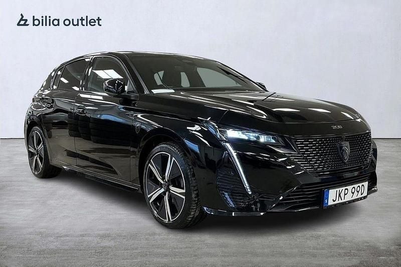 Begagnad Peugeot 308 131 HK (96 kW) 2023 Svart Halvkombi