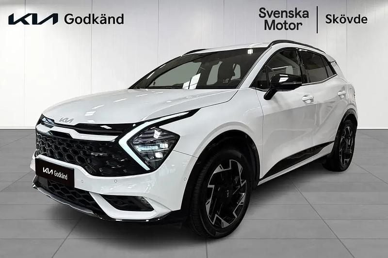 Vit Begagnad 2022 Kia Sportage GT-Line SUV | 369 200 kr (Marknadspris) - Bild 1/4