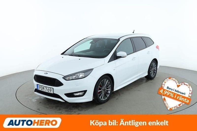 Vit Begagnad 2016 Ford Focus ST-Line Kombi | 92 000 kr (Marknadspris) - Bild 1/4