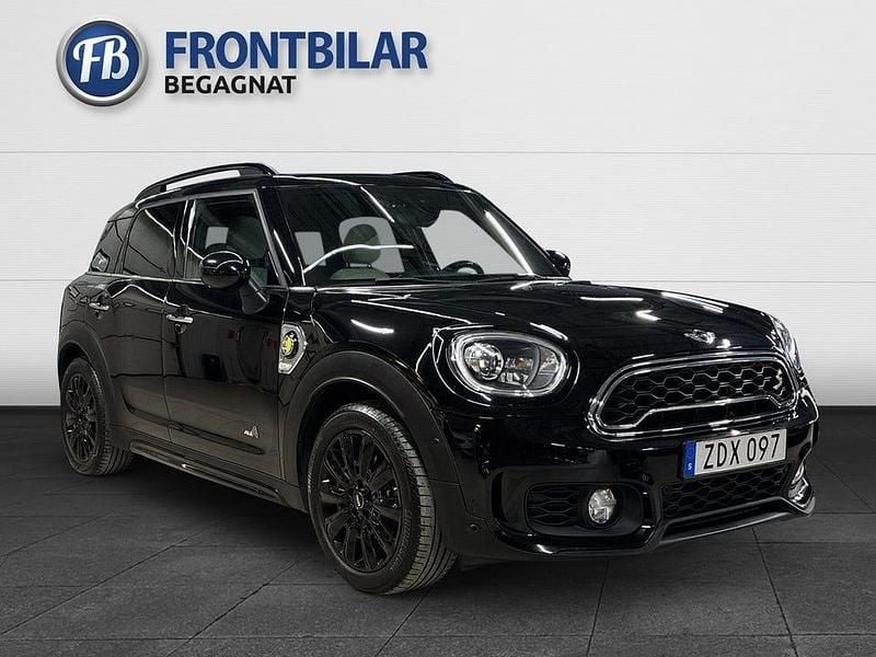Svart Begagnad 2018 Mini Cooper Countryman SUV | 209 900 kr (Marknadspris) - Bild 1/3