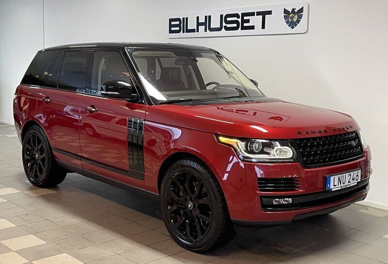 Röd Begagnad 2016 Land Rover Range Rover SVAutobiography SUV | 549 900 kr (Marknadspris) - Bild 1/4