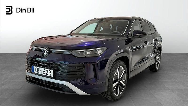 Ultraviolett Ny 2025 VW Tayron Edition SUV | 439 900 kr (Bra pris) - Bild 1/4