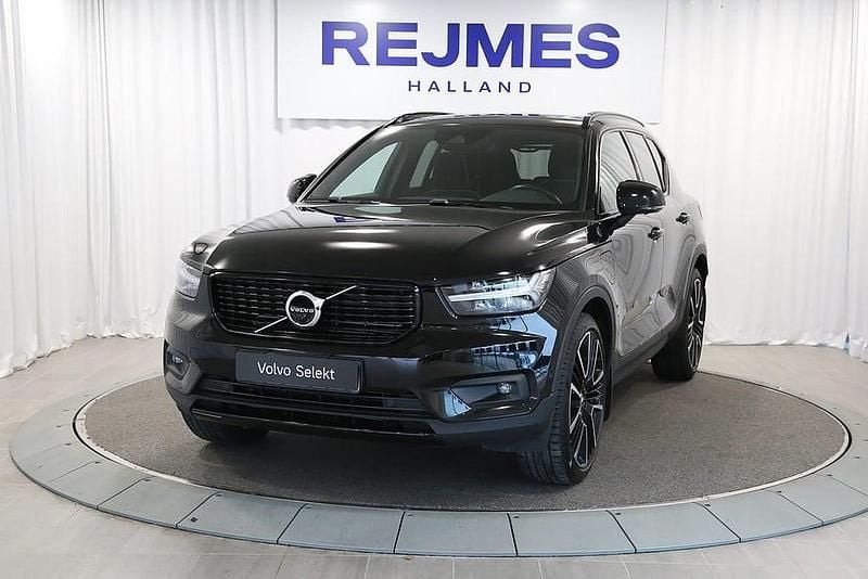 Begagnad Volvo XC40 R-Design 261 HK (191 kW) 2021 Svart SUV