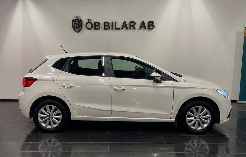 Begagnad Seat Ibiza Style 90 HK (66 kW) 2019 Vit Halvkombi