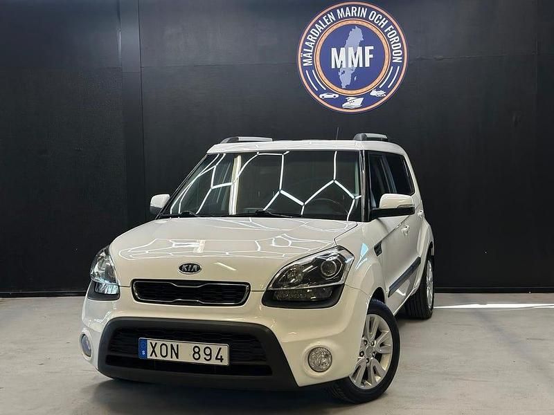 Vit Begagnad 2013 Kia Soul SUV | 69 800 kr (Lite dyr) - Bild 1/4