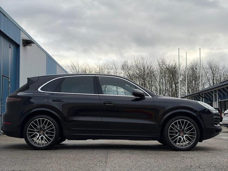 Begagnad Porsche Cayenne 340 HK (250 kW) 2020 Svart SUV