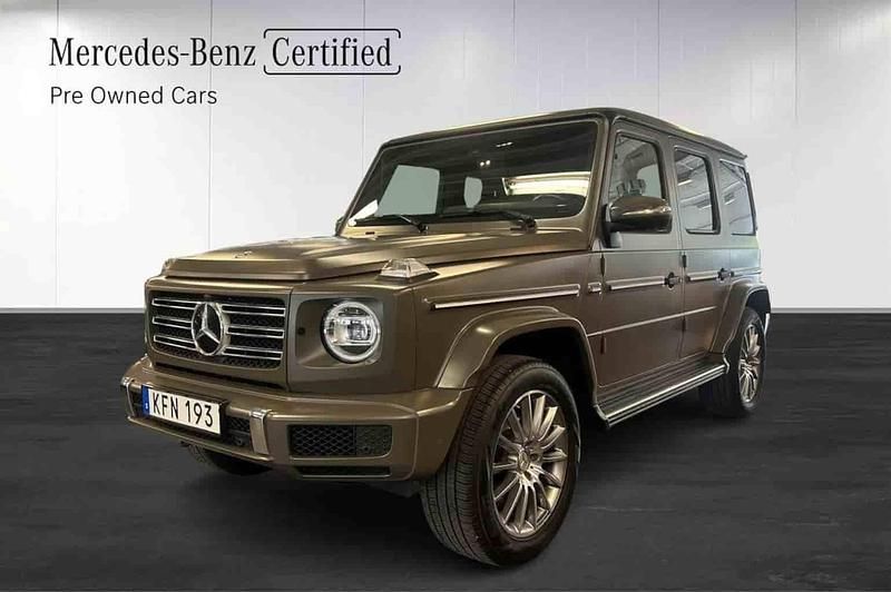 Mörkgrön Begagnad 2021 Mercedes G400 AMG SUV | 1 444 900 kr - Bild 1/1