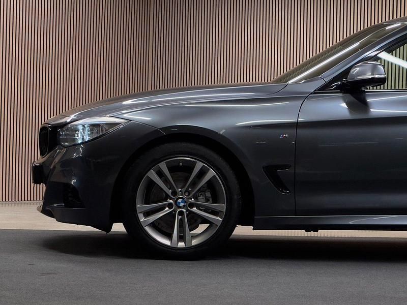 Begagnad BMW 330 Gran Turismo M Sport 259 HK (190 kW) 2014 Grå Halvkombi