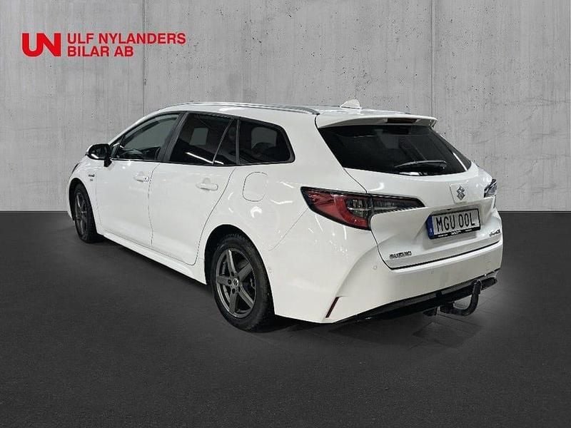 Begagnad Suzuki Swace 98 HK (72 kW) 2021 Vit Kombi