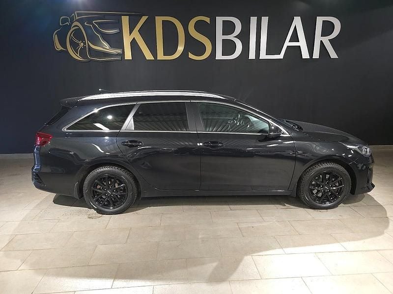 Begagnad Kia Ceed Advance 141 HK (103 kW) 2021 Svart Halvkombi