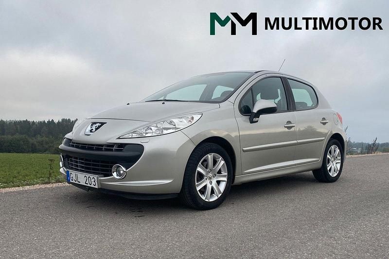 Grå Begagnad 2009 Peugeot 207 Halvkombi | 49 900 kr (Lite dyr) - Bild 1/4