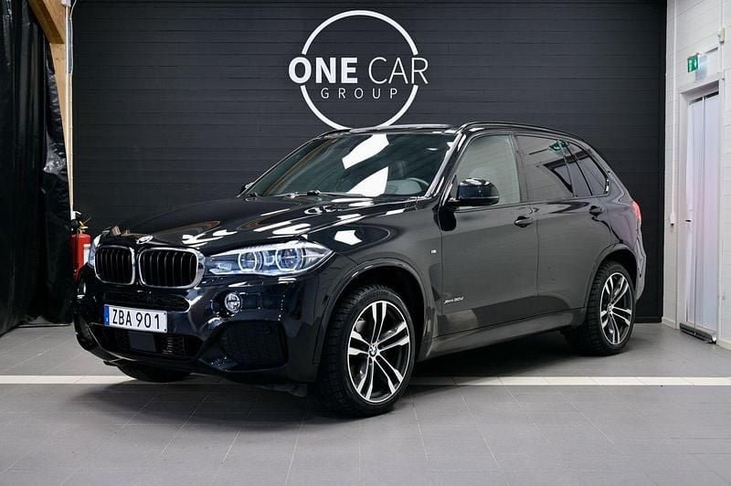 Svart Begagnad 2017 BMW X5 M Sport SUV | 399 800 kr (Marknadspris) - Bild 1/4