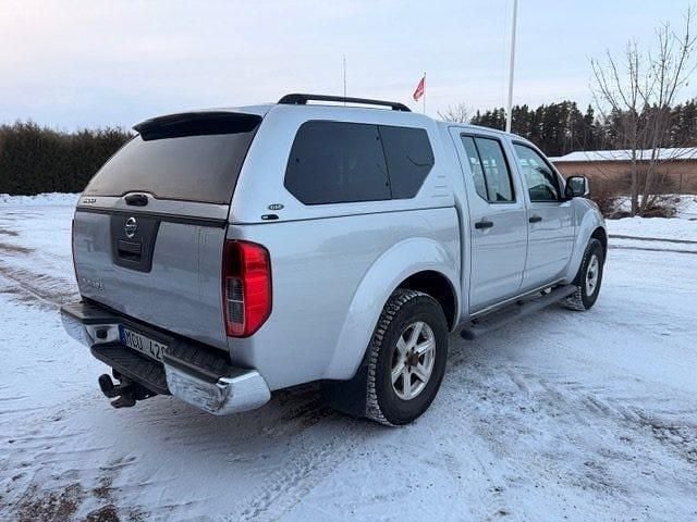 Begagnad Nissan Navara 190 HK (139 kW) 2012 Silver Pickup