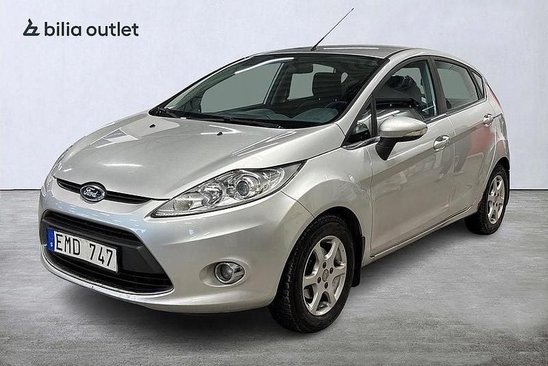 Grå Begagnad 2011 Ford Fiesta S Halvkombi | 24 900 kr (Bra pris) - Bild 1/4