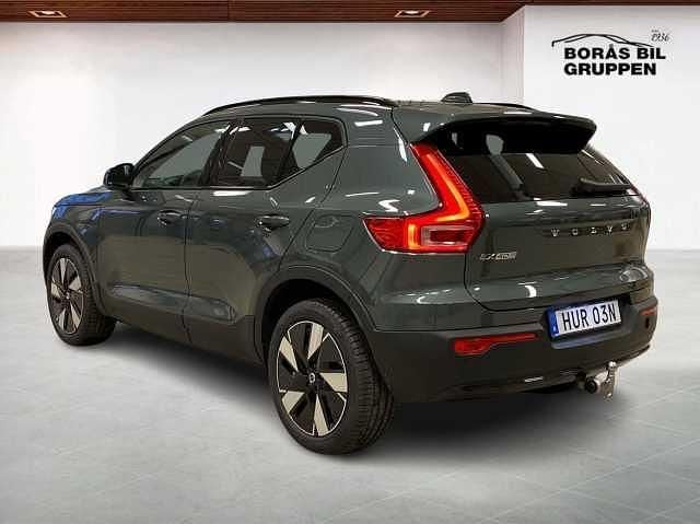Begagnad Volvo EX40 Single Motor Extended Range 185 kW (252 HK) 2026 Grön SUV