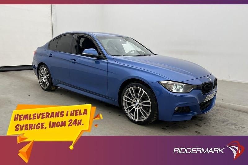 Blå Begagnad 2013 BMW 320 M Sport Sedan | 184 800 kr (Dyr) - Bild 1/3