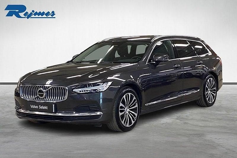 Grå Begagnad 2023 Volvo V90 Core Kombi | 378 900 kr (Marknadspris) - Bild 1/4