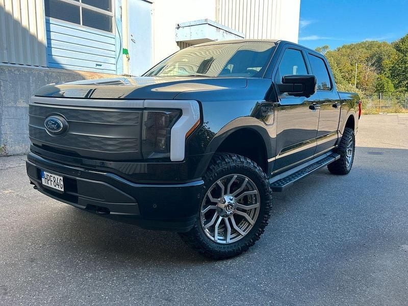 Svart Begagnad 2022 Ford F-150 Pickup | 1 023 750 kr - Bild 1/4