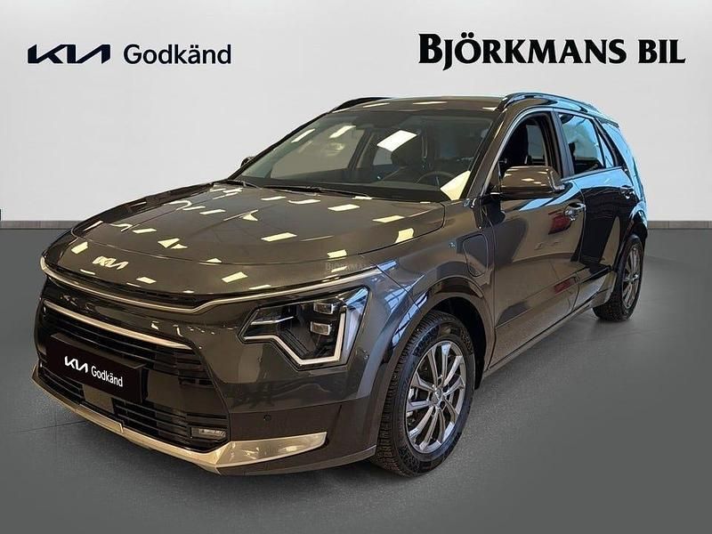 Begagnad Kia Niro 94 HK (69 kW) 2024 /agt/ interstellar grey m SUV