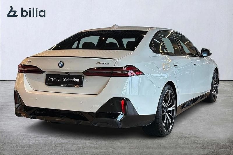 Begagnad BMW 520 M Sport 197 HK (144 kW) 2025 Alpinvit Sedan