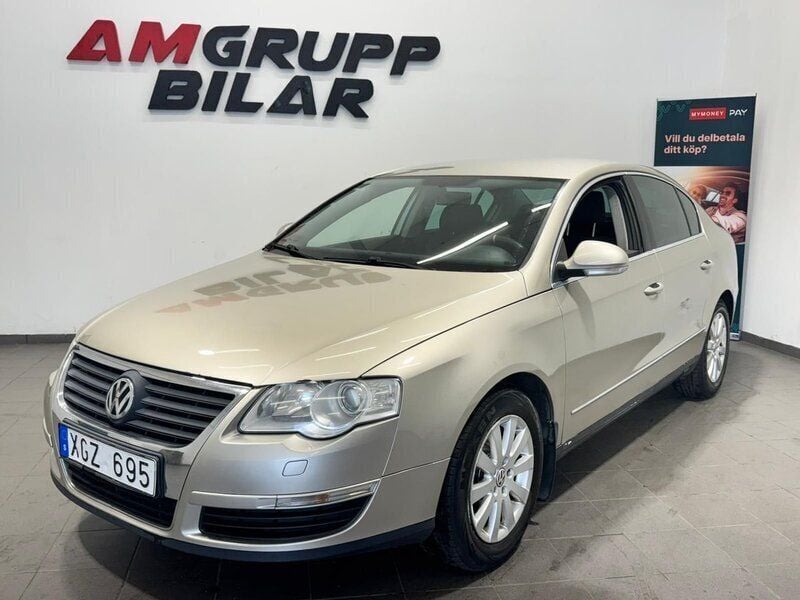 Ljusbrun Begagnad 2005 VW Passat Comfortline Sedan | 24 900 kr (Marknadspris) - Bild 1/4
