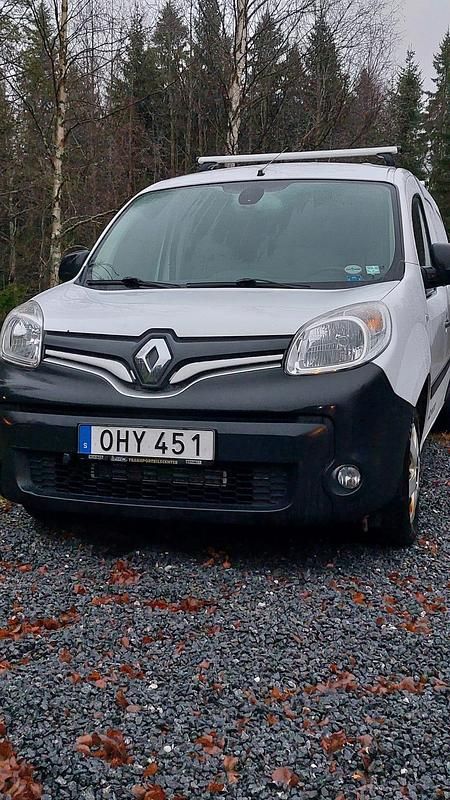 Begagnad 2017 Renault Kangoo Minibuss | 79 000 kr (Marknadspris) - Bild 1/4