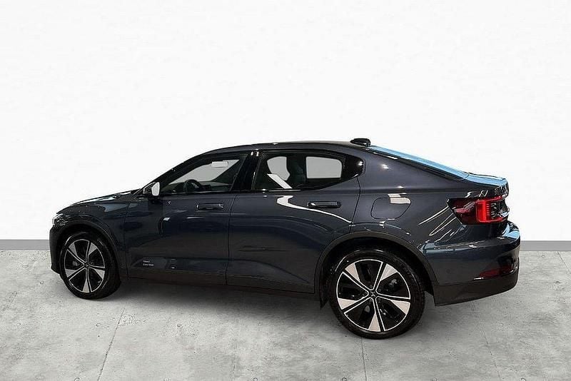 Mörkblå Begagnad 2023 Polestar 2 Long Range Dual motor Halvkombi | 474 900 kr (Bra pris) - Bild 1/3