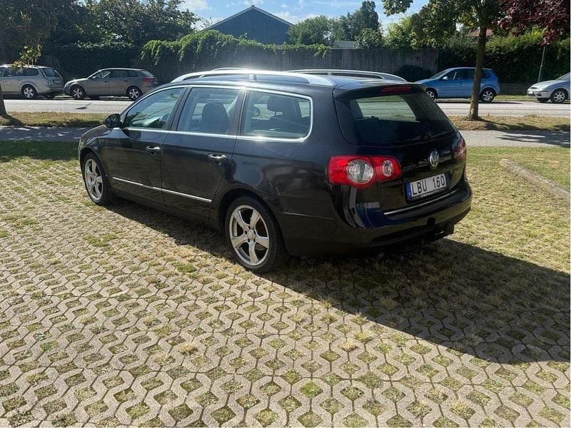 Svart Begagnad 2010 VW Passat Kombi | 34 000 kr - Bild 1/4