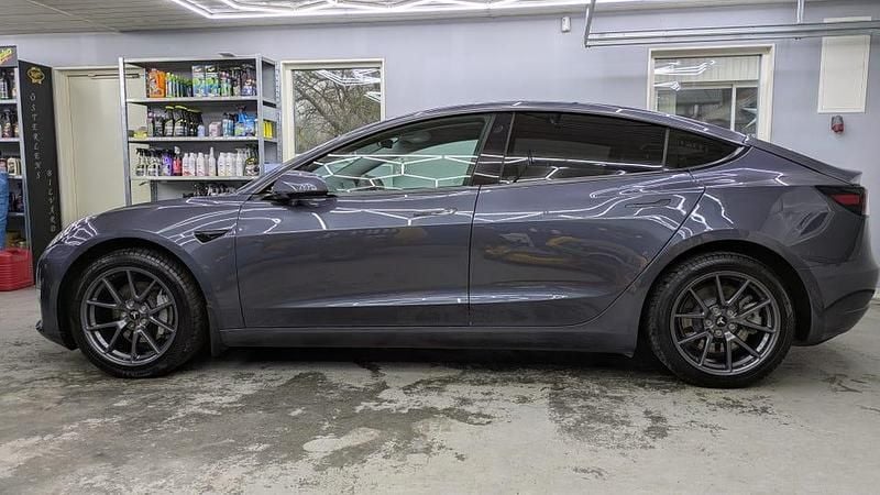 Begagnad Tesla Model 3 Long Range AWD 323 kW (440 HK) 2021 Midnight silver Sedan