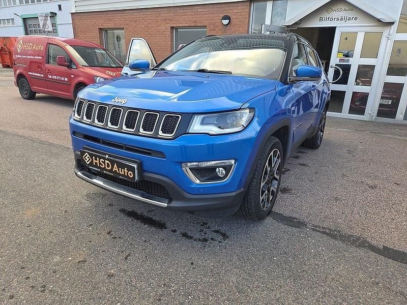 Blå Begagnad 2018 Jeep Compass SUV | 185 500 kr (Marknadspris) - Bild 1/4