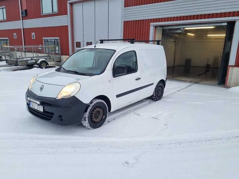 Begagnad Renault Kangoo 90 HK (66 kW) 2011 Minibuss