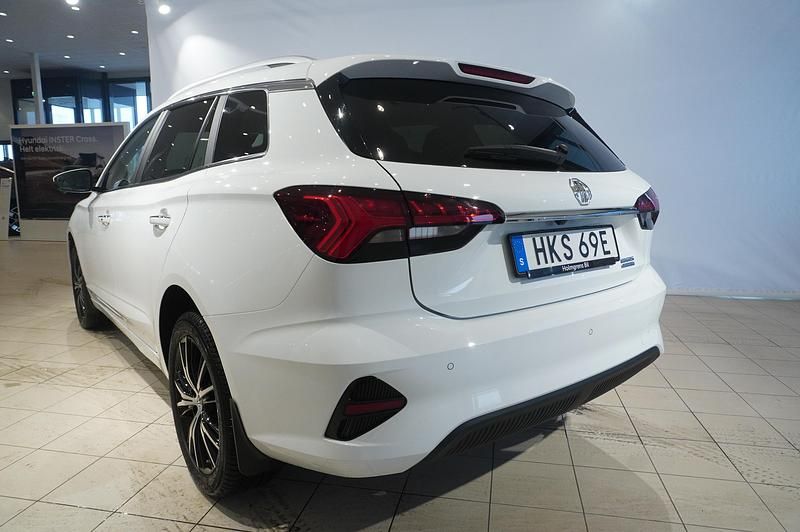 Begagnad MG MG5 EV Long Range 114 kW (156 HK) 2022 Vit Kombi