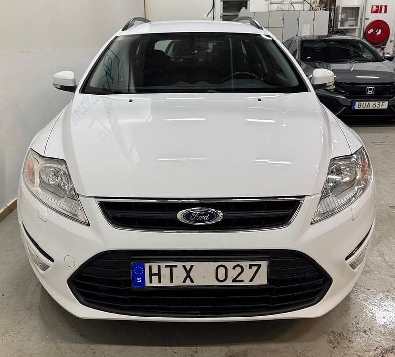 Begagnad Ford Mondeo Trend 116 HK (85 kW) 2011 Vit Kombi