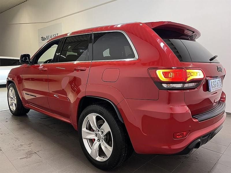 Begagnad Jeep Grand Cherokee SRT 468 HK (344 kW) 2014 Röd SUV