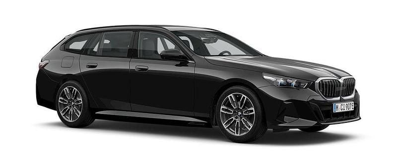 Ny BMW 530e Comfort Edition 190 HK (139 kW) 2025 Svart Kombi