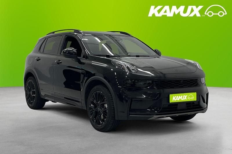 Svart Begagnad 2025 Lynk & Co 01 SUV | 394 900 kr - Bild 1/3