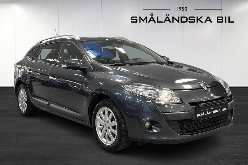 Begagnad Renault Mégane III 110 HK (80 kW) 2011 Grå