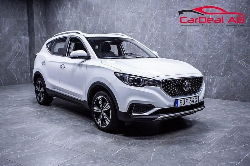 Vit Begagnad 2020 MG ZS SUV | 134 800 kr (Marknadspris) - Bild 1/4
