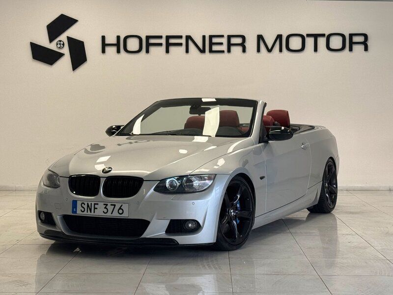 Silver Begagnad 2008 BMW 335 Cabriolet M Sport Cab | 189 000 kr (Lite dyr) - Bild 1/4