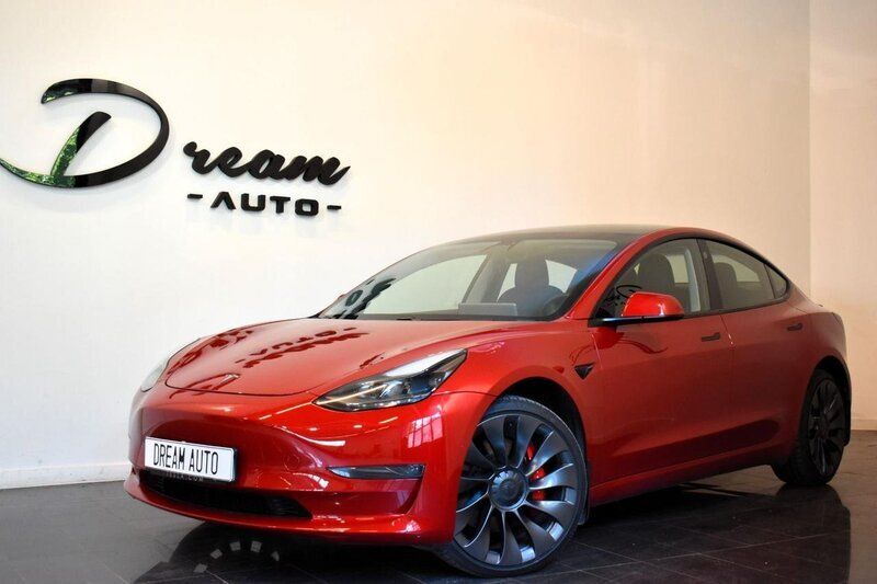 Begagnad 2021 Tesla Model 3 Performance Sedan | 539 000 kr - Bild 1/4
