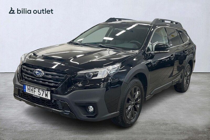 Svart Begagnad 2022 Subaru Outback SUV | 379 900 kr (Marknadspris) - Bild 1/3