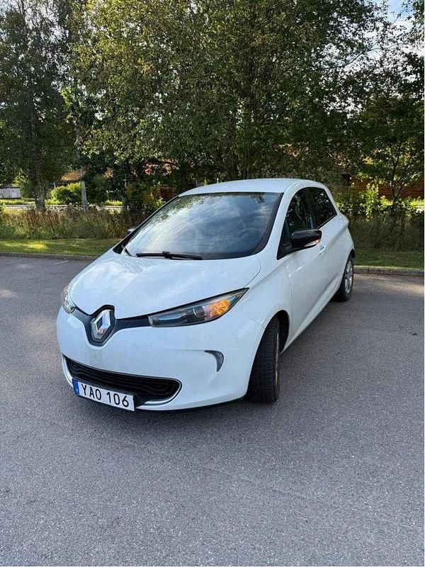 Vit Begagnad 2016 Renault Zoe Halvkombi | 54 000 kr (Bra pris) - Bild 1/1