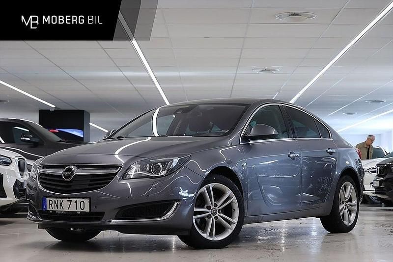 Grå Begagnad 2016 Opel Insignia Business Halvkombi | 114 900 kr (Marknadspris) - Bild 1/3