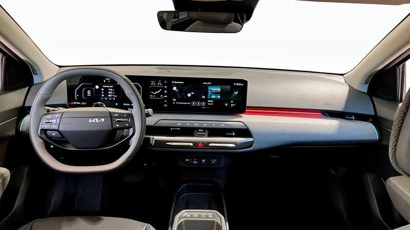 Begagnad Kia EV4 Plus 150 kW (205 HK) 2025 Grön Halvkombi