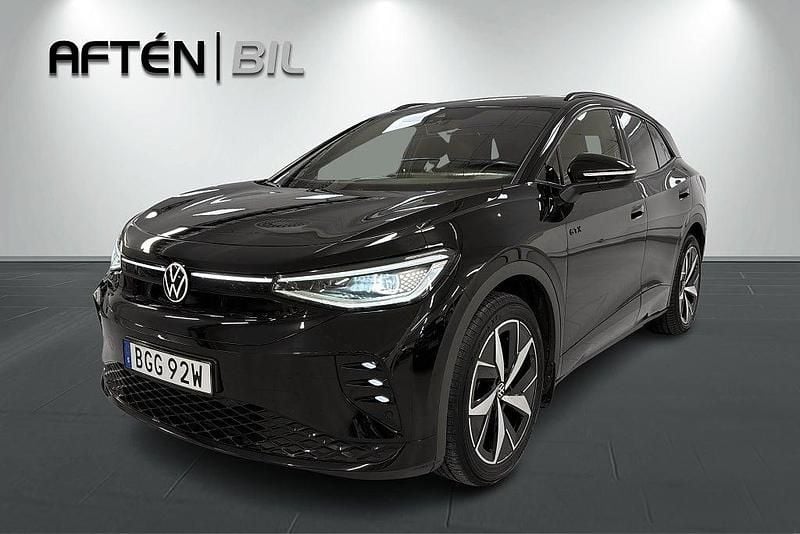 Svart Begagnad 2022 VW ID.4 GTX SUV | 359 800 kr (Marknadspris) - Bild 1/3