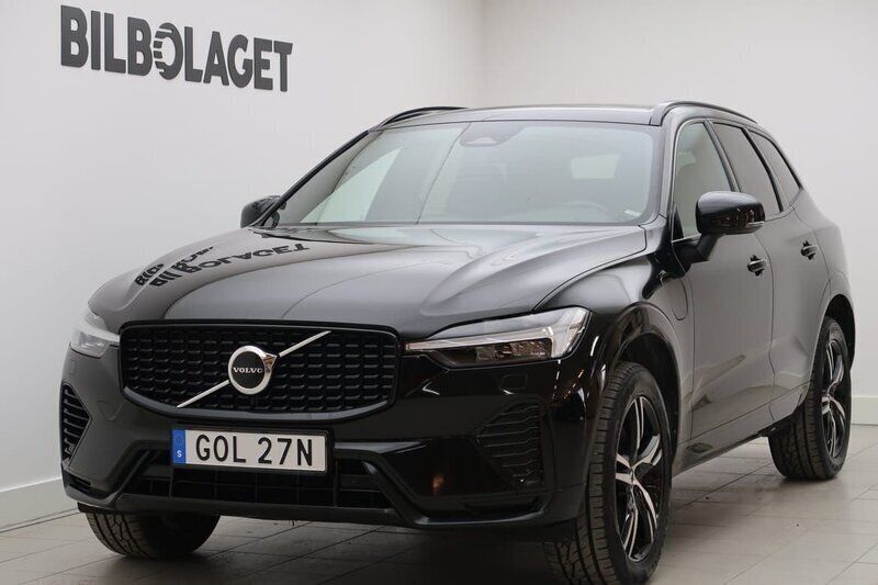 Svart Begagnad 2022 Volvo XC60 R-Design SUV | 439 500 kr (Marknadspris) - Bild 1/4