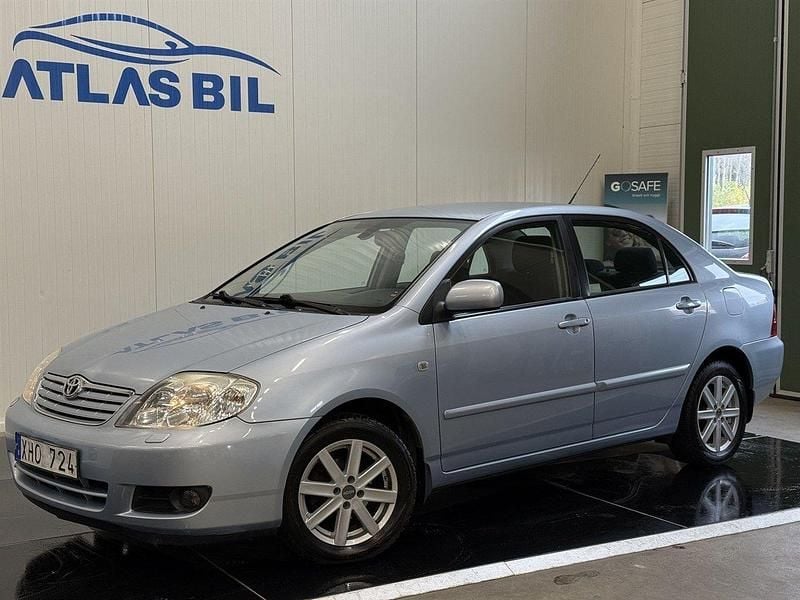 Ljusblå Begagnad 2005 Toyota Corolla Sedan | 64 900 kr (Dyr) - Bild 1/4