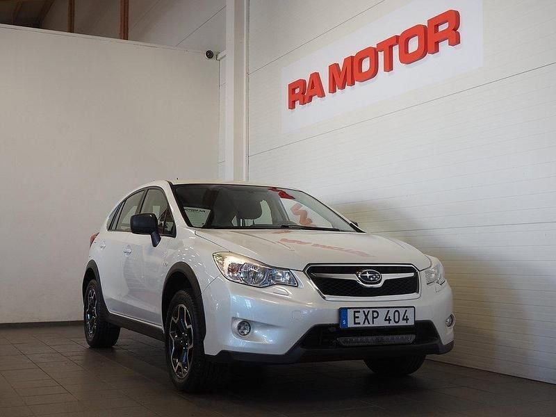 Vit Begagnad 2014 Subaru XV SUV | 109 900 kr (Superpris) - Bild 1/3