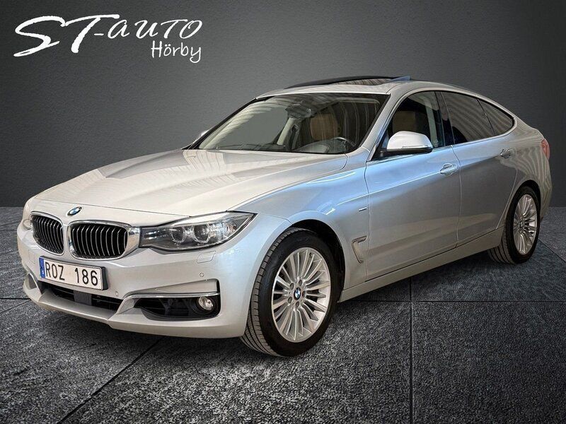 Silver Begagnad 2013 BMW 335 Gran Turismo Luxury Line Halvkombi | 229 900 kr - Bild 1/4