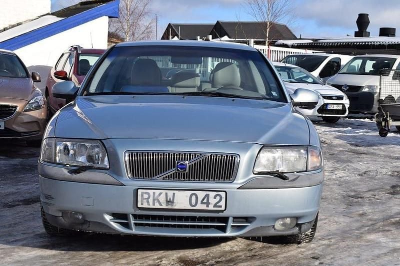 Begagnad Volvo S80 140 HK (102 kW) 2000 Blå Sedan